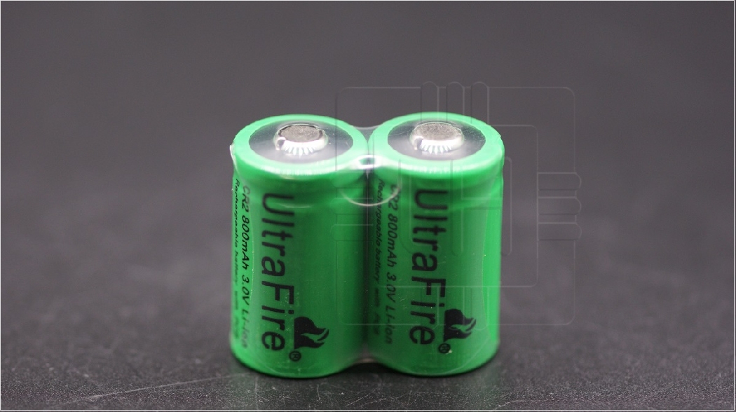 CR2 15270                 Batería Li-ion recargable 3V, 800mAh; Marca: Ultrafire