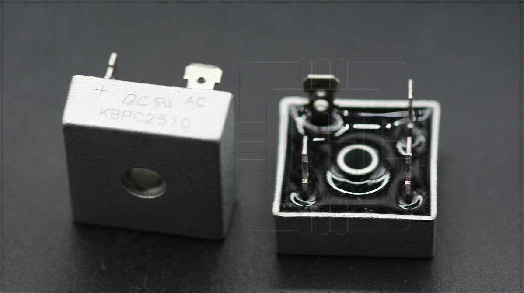 KBPC2510           Diodo puente rectificador 25A, 1000V, max. 400A, THT, Marca: DC Components 