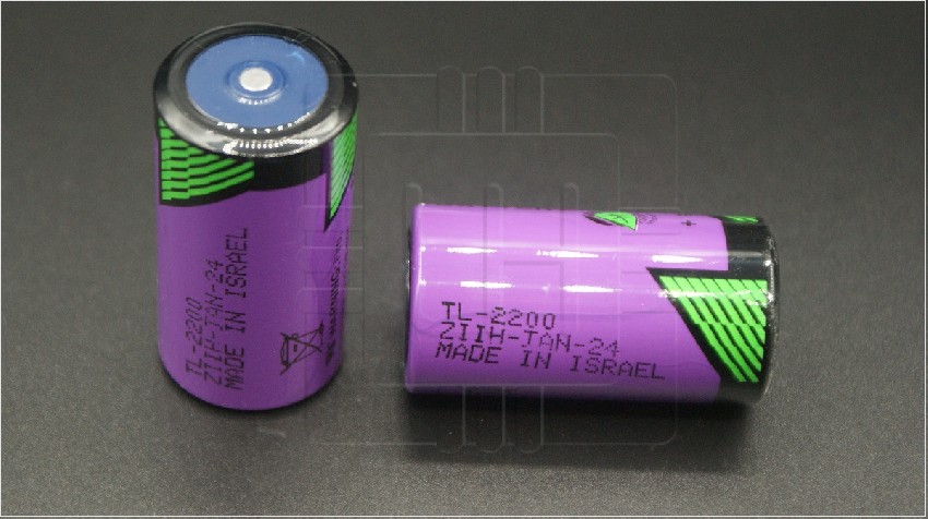 TL-2200                    Bateria Lithium 3.6V, 7200mAh, tamaño C, Tadiran