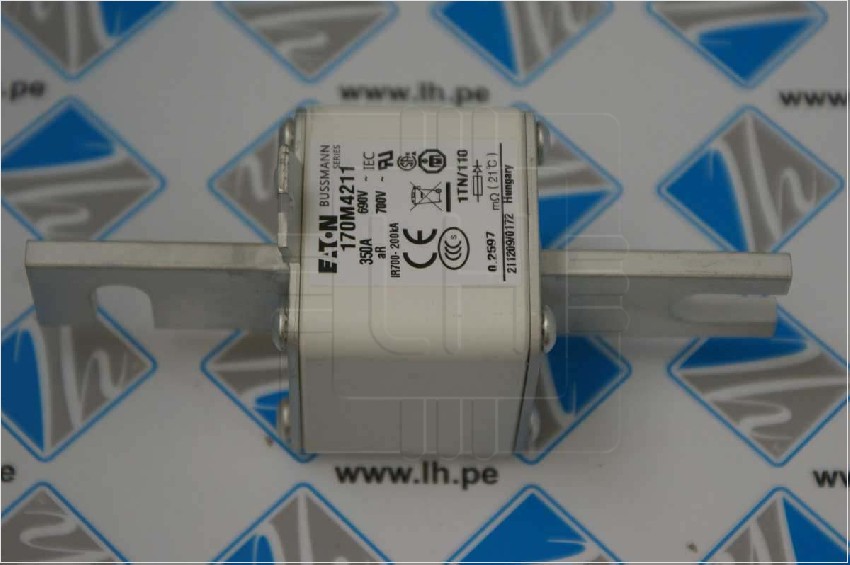 170M4211                  FUSE 350A 690V 1TN/110 AR UC - Fuse-link, high speed, 350 A, AC 690 V, 200 kA, DIN 1, 53 x 66 x 138 mm, aR, DIN, IEC, type T indicato