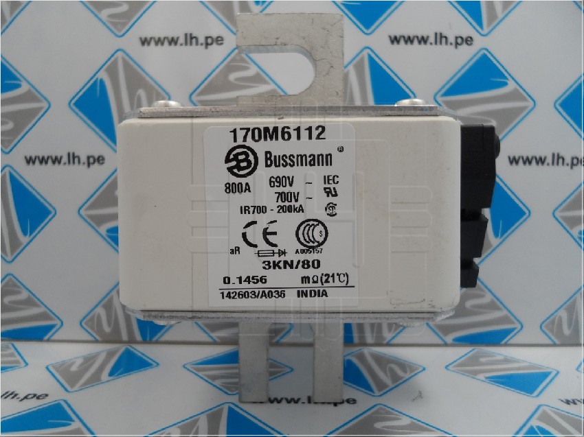 170M6112        FUSE 800A 690V 3KN/80