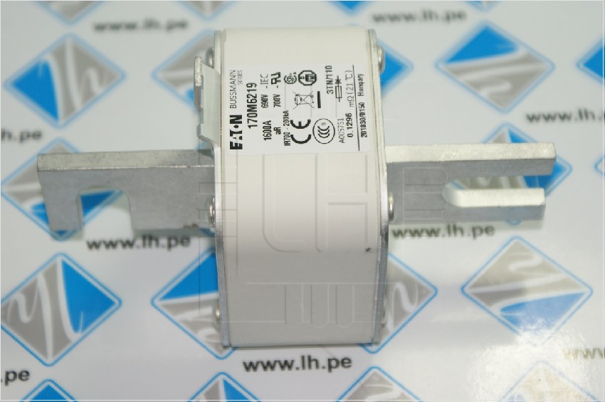 170M6219     Fusible Ultra Rápido 1600A, 690V, 3TN/110, AR