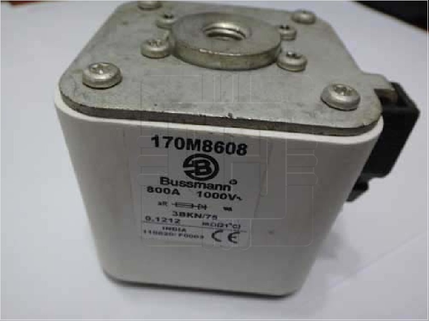 170M8608      FUSE 800A 1000V 3BKN/75