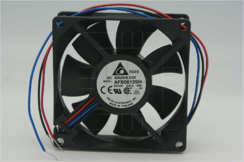 AFB0812SH-F00              Ventilador Axial 12VDC, 0.51A, con 3 cables, CC DC, 80x25mm