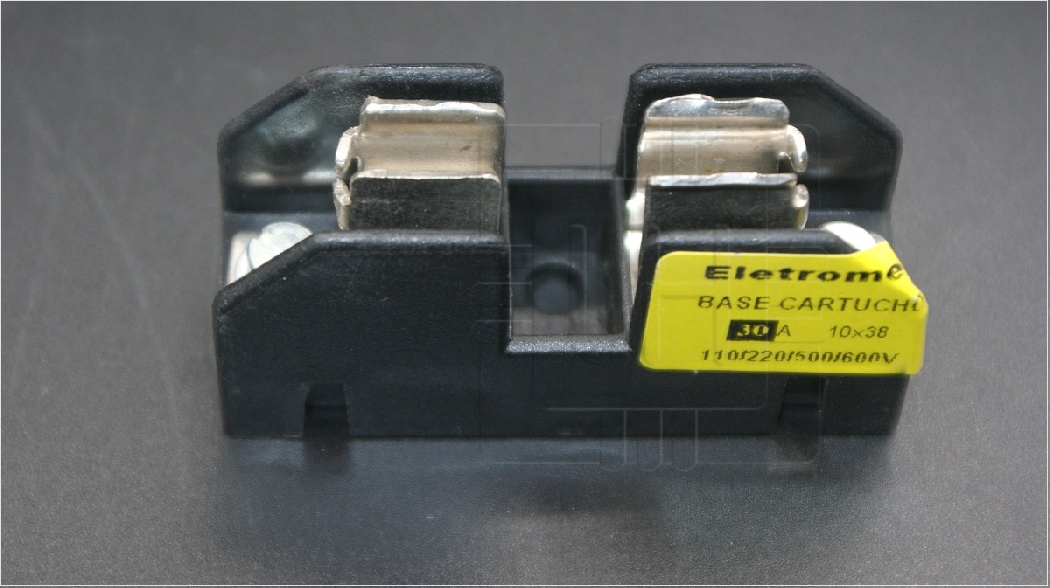 BASE 10X38                 BASE PARA FUSIBLE CARTUCHO 10X38MM, UNIPOLAR 30A; 110/220VAC ELECTROMEC