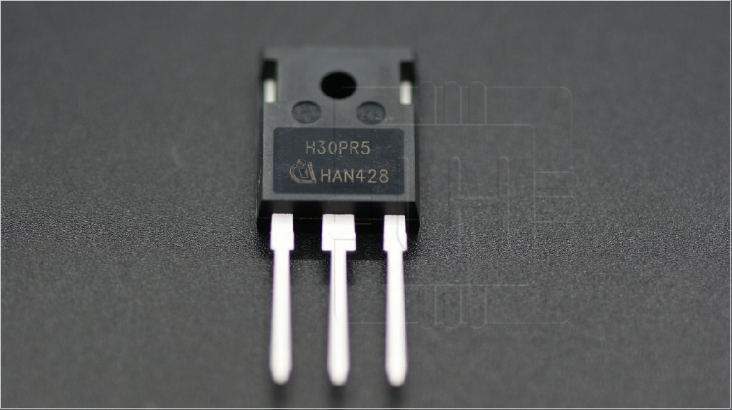 IHW30N135R5XKSA1                   Transistor: IGBT; 1.35kV; 30A; 165W; TO247-3, Marca: Infineon