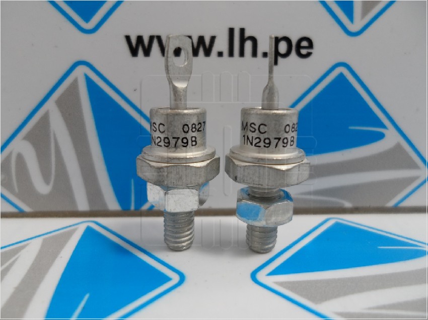 1N2979B       Diodo Zener 10W, 15V, 640mA, DO4