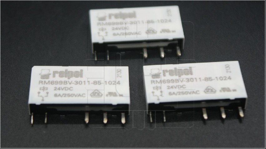 RM699BV-3011-85-1024              Relay Miniatura SPDT, 24VDC, 5 Pines, 6A/250V