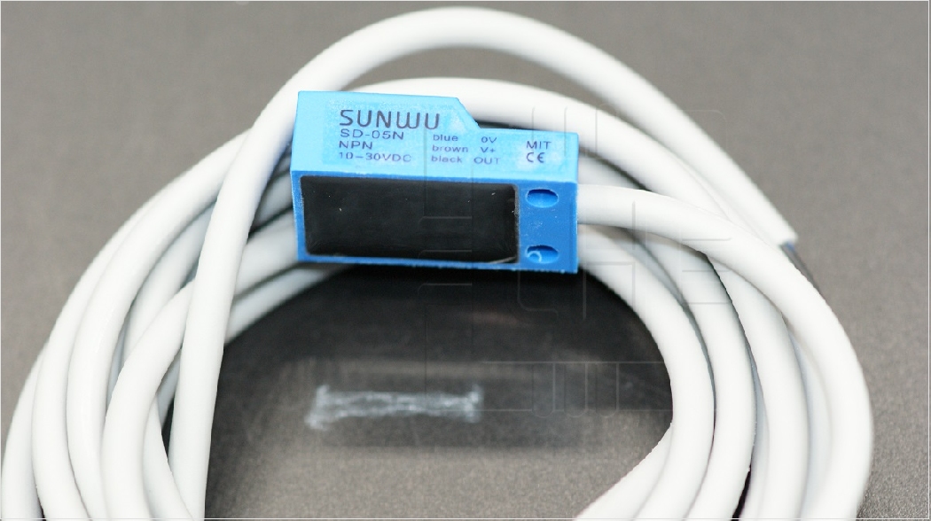 SD-05N                 Interruptor de proximidad NPN 10-30VDC, Marca: SUNWU