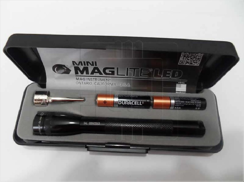 P32092       Instruments AAA Mini Maglite LED Flashlight