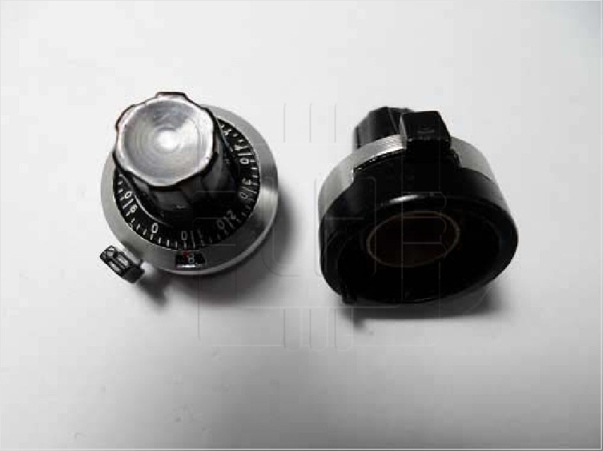 GP1-6.35-22X24  Perilla para Potenciometro knob; with counting d