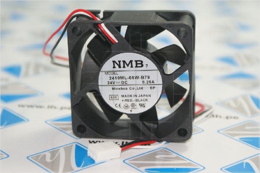 2410ML-05W-B79          Ventiladores tangenciales CC DC Axial Fan, 60x25mm, 24VDC, 33.1CFM, Flange, Lock Rotor, 3-Wire + connector white.