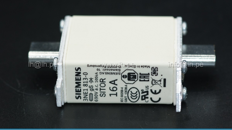 3NE1813-0                     Fusible Ultra Rápido NH000, 16Amp, 690VAC, 100kA, SIEMENS
