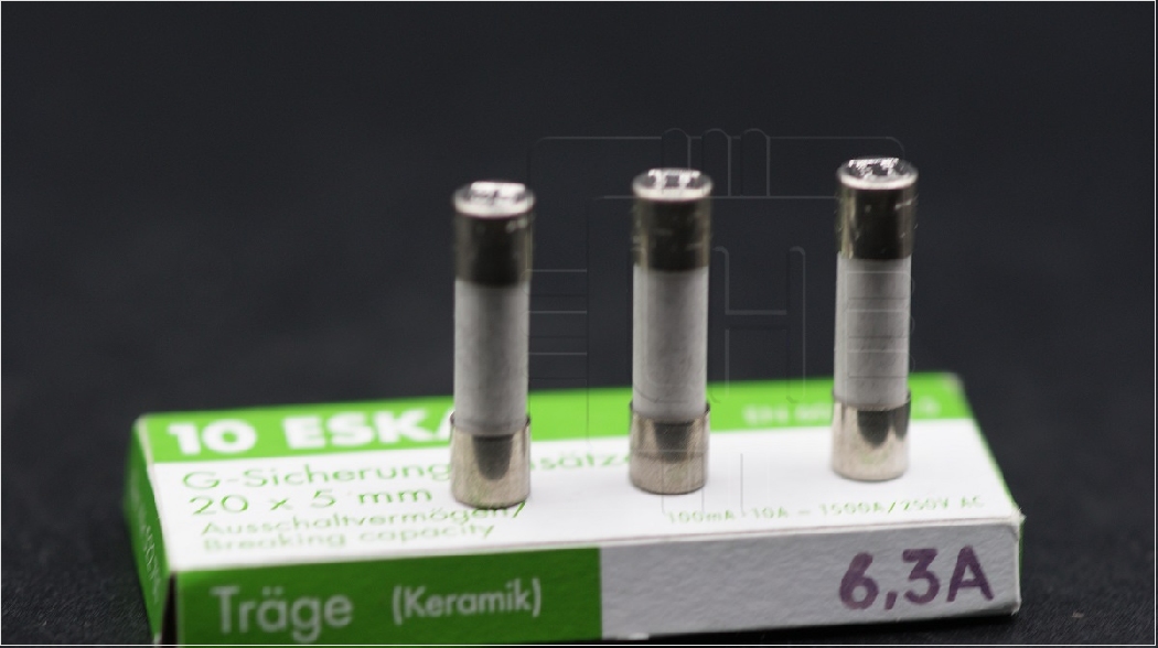 522.725               Fusible cerámica 6.3A, 250V, 5x20mm, retardado, Marca ESKA