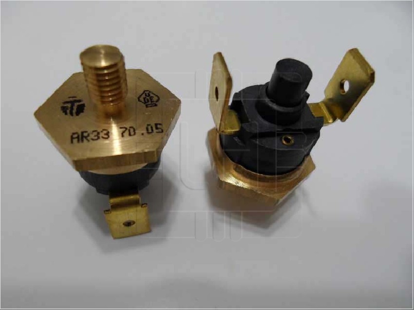 AR33.70.05.W3-S2                Sensor: thermostat; NC; 70°C; 16A; 250VAC; connectors 6,3mm; ±15°C, Tomic