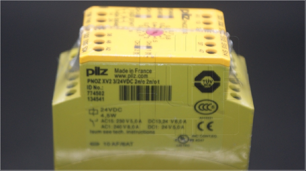 774502 PNOZ XV2               Módulo relé de seguridad 24VDC, OUT: 4, PNOZ XV2, Marca: PILZ