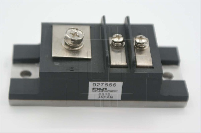 927566                       Módulo de Transistor 300A; 400V, disipador de calor, Fuji Electric