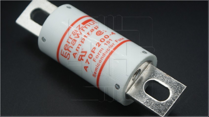 A70P200-4                   Mersen AMP-TRAP® A70P200-4 A70P Current Limiting High Speed Semiconductor Fuse, 200 A, 700 VAC, 650 VDC, 100 kA