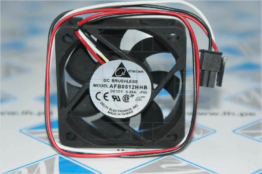 AFB0512HHB-F00          Ventilador Tubo axial 12 VCC Cuadrado - 50mm L x 50mm H Bola 16.2 ft3/min (0.454m³/min) 3 extremidades del hilo