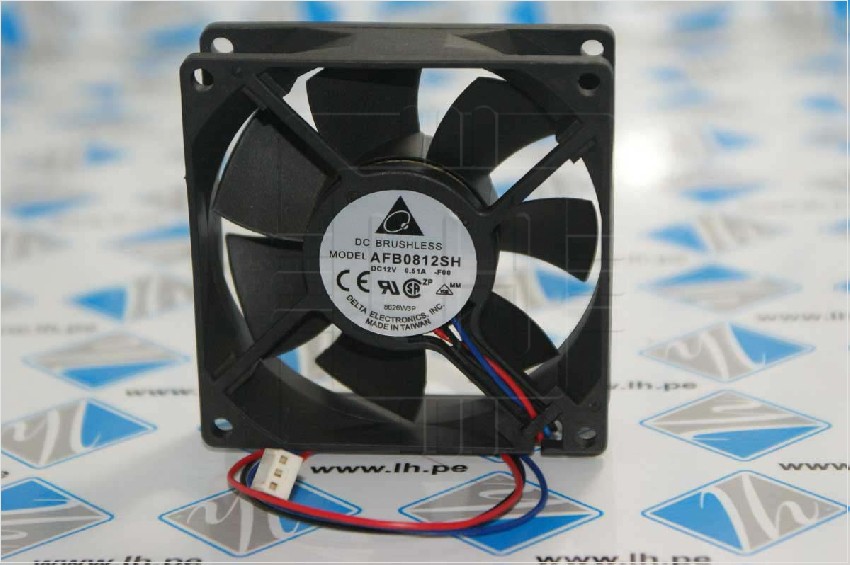 AFB0812SH-F00 3 WIRE               Ventiladores VDC, Tubeaxial 80x25.4mm, 12VDC, Ball Bearing, 3-Lead Wires, Tachometer y conector