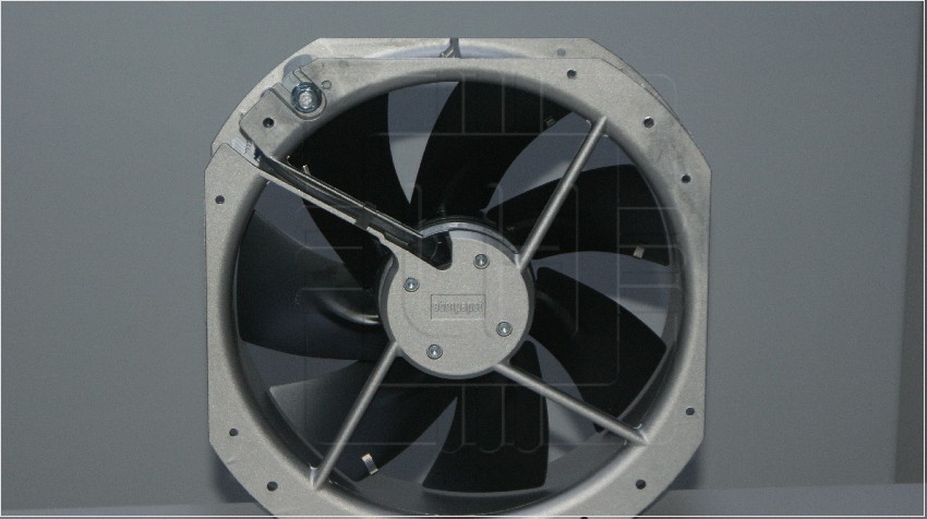 W2E250-HL06-01                  Ventilador: AC; axiales; 230VAC; 180W;  Ø 280x280x80mm; 2700 RPM; Marca: EBM PAPTS 