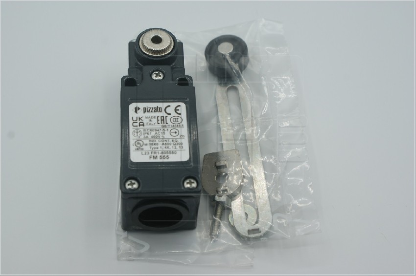 FM555                     Interruptor de fin de carrera, NO + NC, 10A, max.500VAC, PG13.5