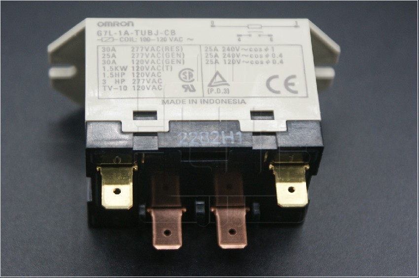 G7L-1A-TUBJ-CB-AC100/120                  Relé universal SPST-NO 100/120VAC, 4 PINES