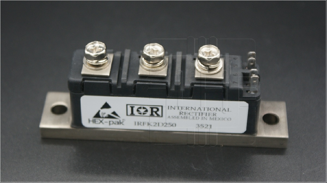 IRFK2D250                 Modulo de configuración Half Bridge 12A; 800V; Marca: I&R Rectifier