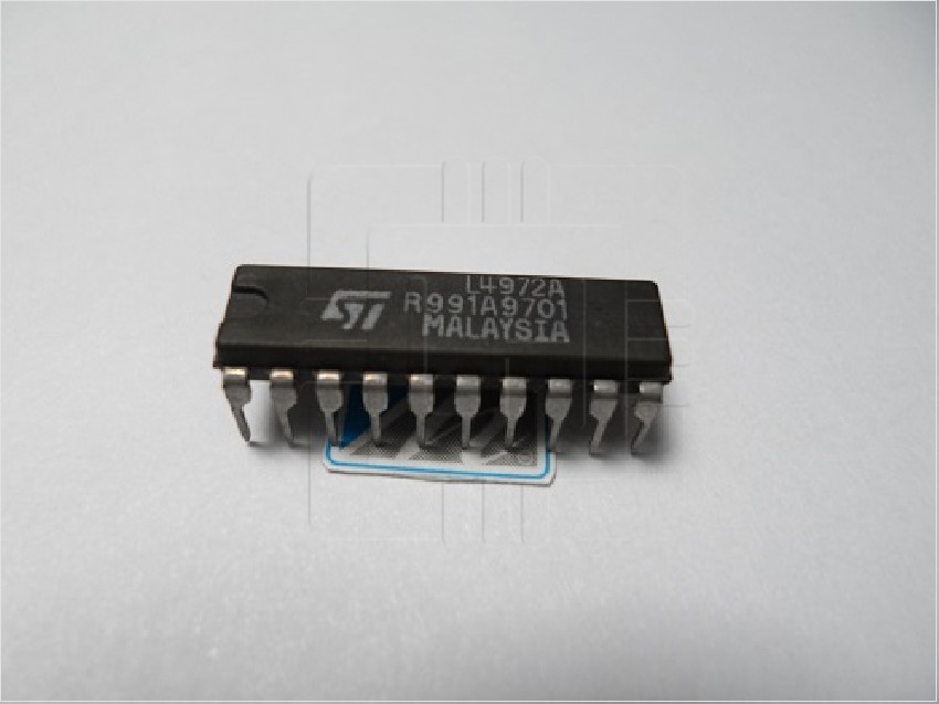 L4972A  Circuito Integrado STMicroelectronics Voltage Regulators