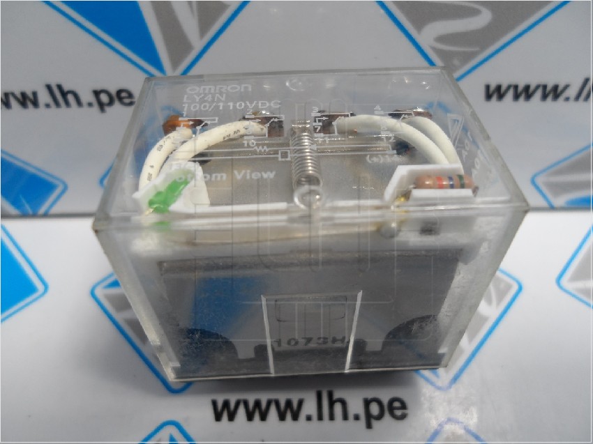 LY4N 100/110VDC       Relay electromagnético 4PDT, 110VDC, 14 pines, 10A/110V