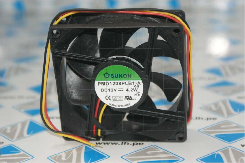 PMD1208PLB1-A GN     Ventilador Axial 12VDC, 4.2W, 80x80x25mm, con 3 cables y conector