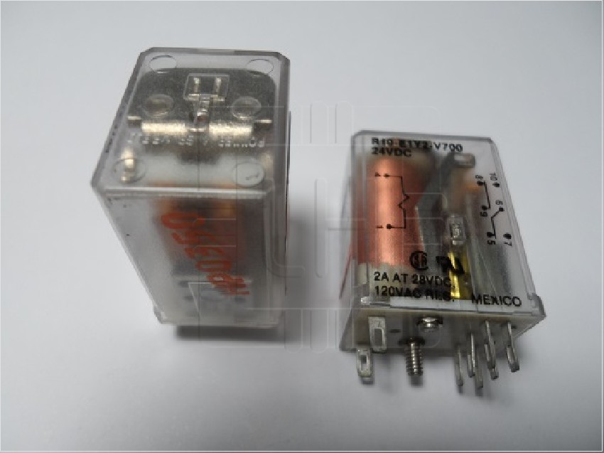 R10-E1Y2-V700  Relays DPDT PLG-N 700 OHMS,  8pines Planas