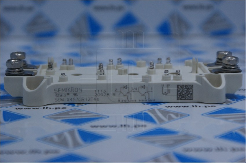 SEMiX453GB12E4s               MODULO IGBT  683A,  1200V,  SEMIX 3S