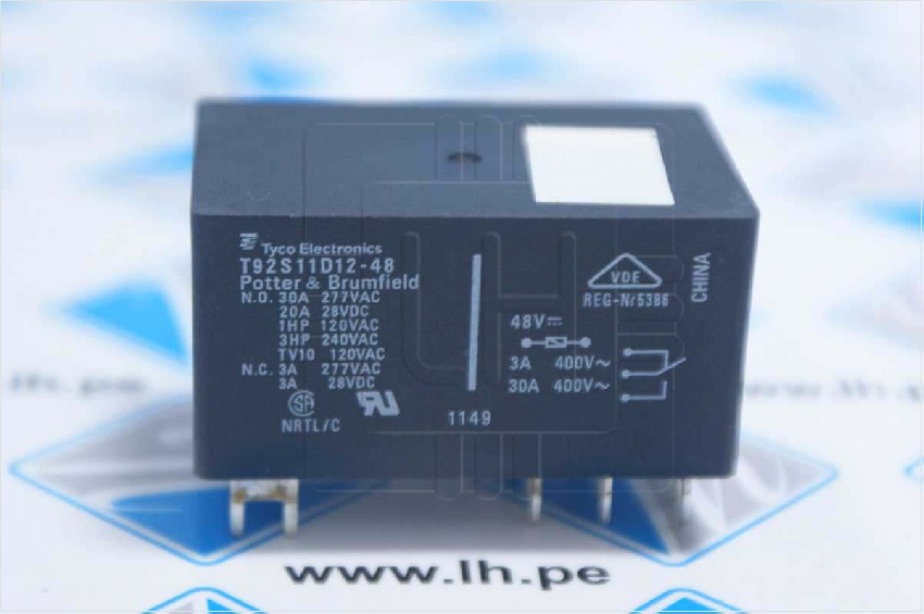 9-1393211-1 T92S11D12-48                  Relay electromagnético, DPDT, Bobina 48VDC, 30A