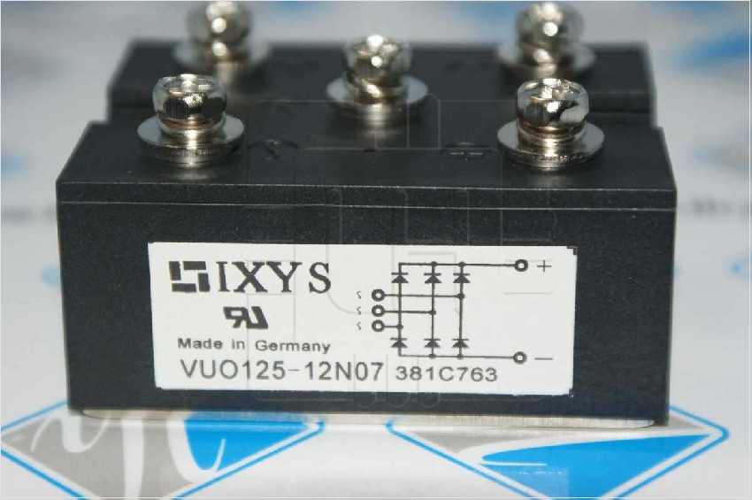 VUO125-12NO7                   Diodo Puente Rectificador Trifasico 125Amps 1200V IXYS