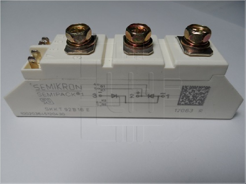 SKKT92B16E     MODULO SEMIPAK THYRISTOR & THYRISTOR 95A 1600V SEMIKRON